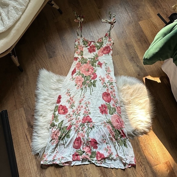 REFORMATION Nikita Floral Dress - Picture 7 of 12